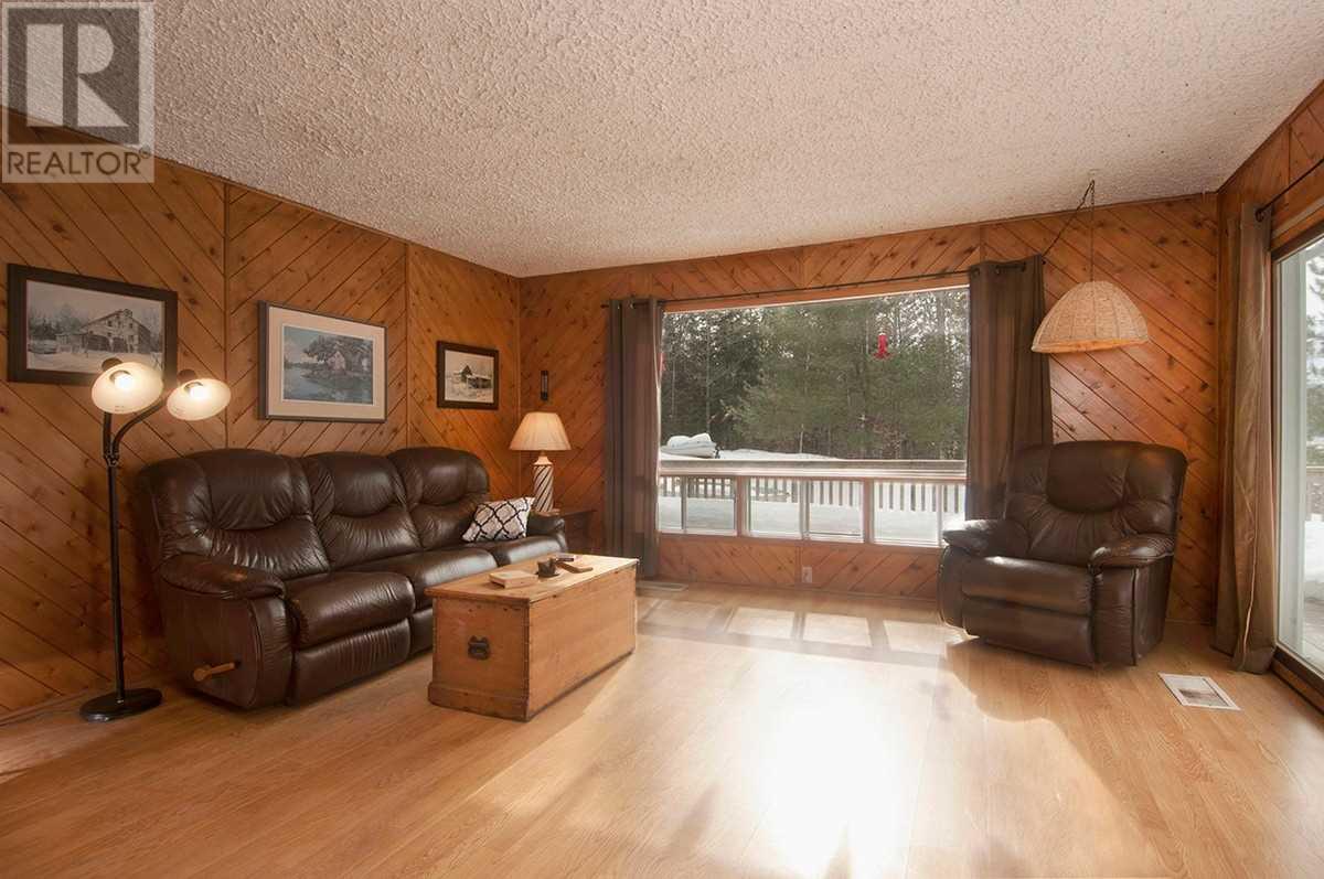 760 Chimo  Rd S, Greater Madawaska, Ontario  K0J 1H0 - Photo 11 - X4600677