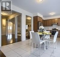 38 Wilson Dr, Bradford West Gwillimbury, Ontario  L3Z 0Y2 - Photo 4 - N4601218