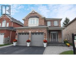 23 SKINNER CRT, clarington, Ontario