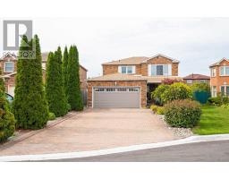 16 LITTLEBOROUGH CRT, toronto, Ontario