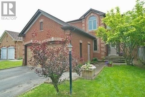 1 CROFT CRT, whitby, Ontario