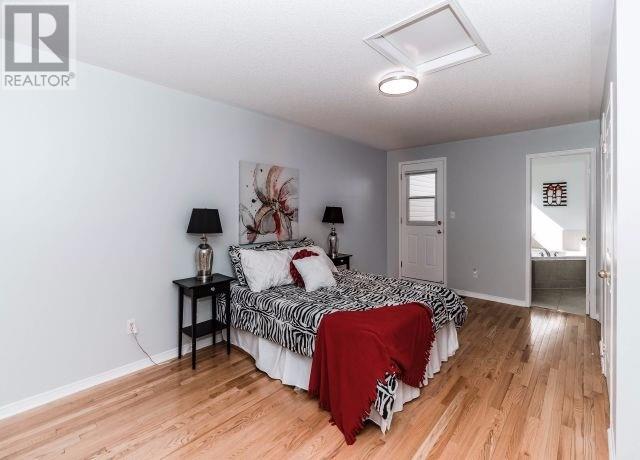 12 Ted Wray Circ, Toronto, Ontario  M3L 0G7 - Photo 11 - W4601788