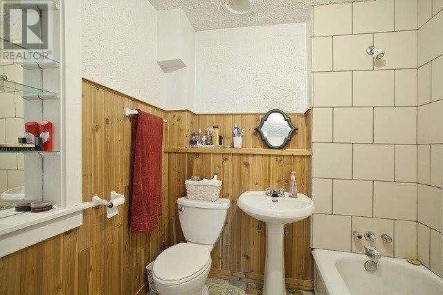 43 Mcintosh St, Toronto, Ontario  M1N 3Y3 - Photo 3 - E4602319