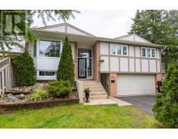 175 CURREY CRES, newmarket, Ontario