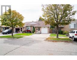 99 SALISBURY CIRC, brampton, Ontario