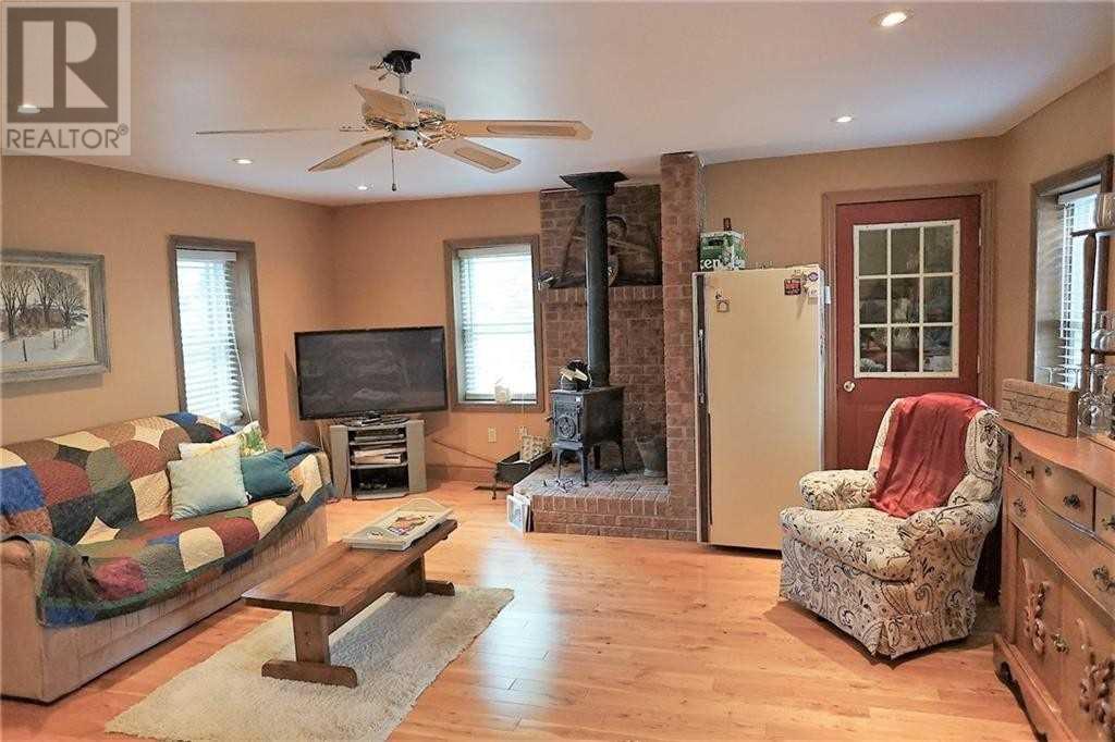 97 Read Rd, Niagara-On-The-Lake, Ontario  L0S 1J0 - Photo 8 - X4602229