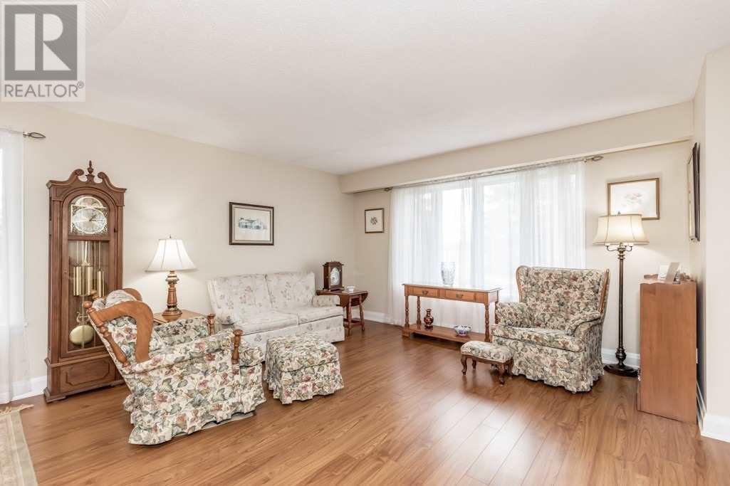 965 Yonge St, Barrie, Ontario  L4N 0M2 - Photo 5 - S4603089