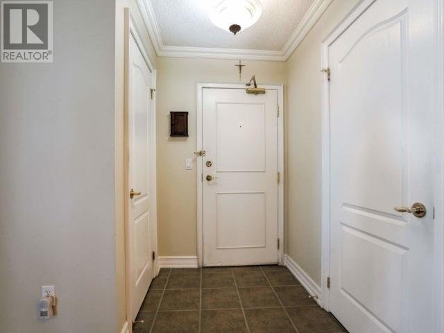 #1106 -1140 Parkwest Pl, Mississauga, Ontario  L5E 2K9 - Photo 2 - W4602944