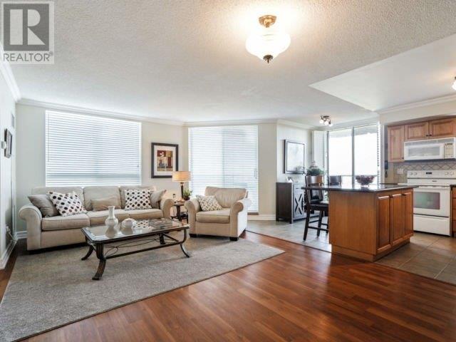 #1106 -1140 Parkwest Pl, Mississauga, Ontario  L5E 2K9 - Photo 3 - W4602944