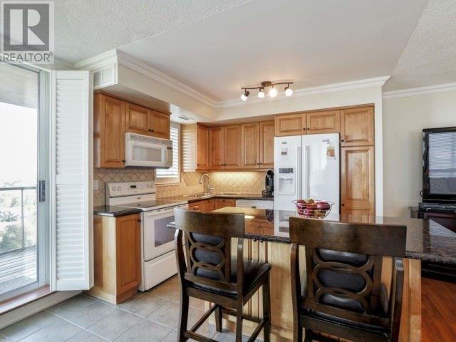 #1106 -1140 Parkwest Pl, Mississauga, Ontario  L5E 2K9 - Photo 8 - W4602944