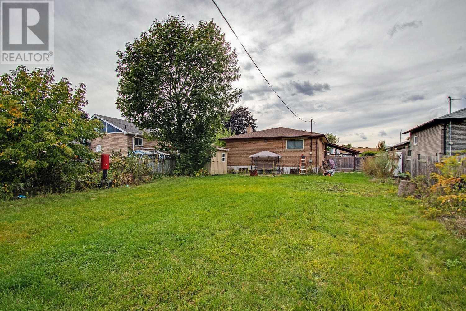 701 Lublin Ave, Pickering, Ontario  L1W 1Z1 - Photo 20 - E4603311