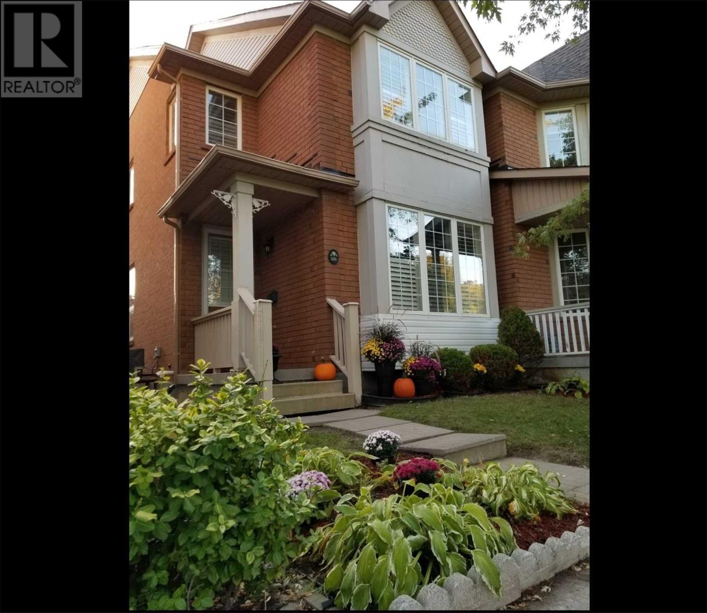 292 Country Glen Rd, Markham, Ontario  L6B 1C3 - Photo 3 - N4603301