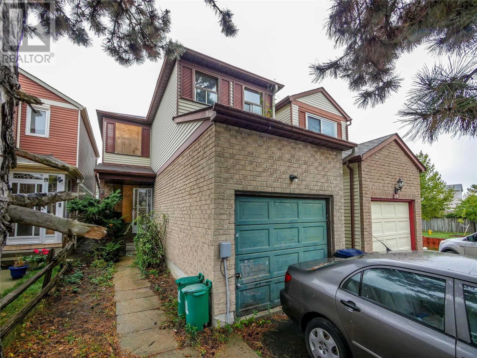 12 WARWICK CASTLE CRT, toronto, Ontario