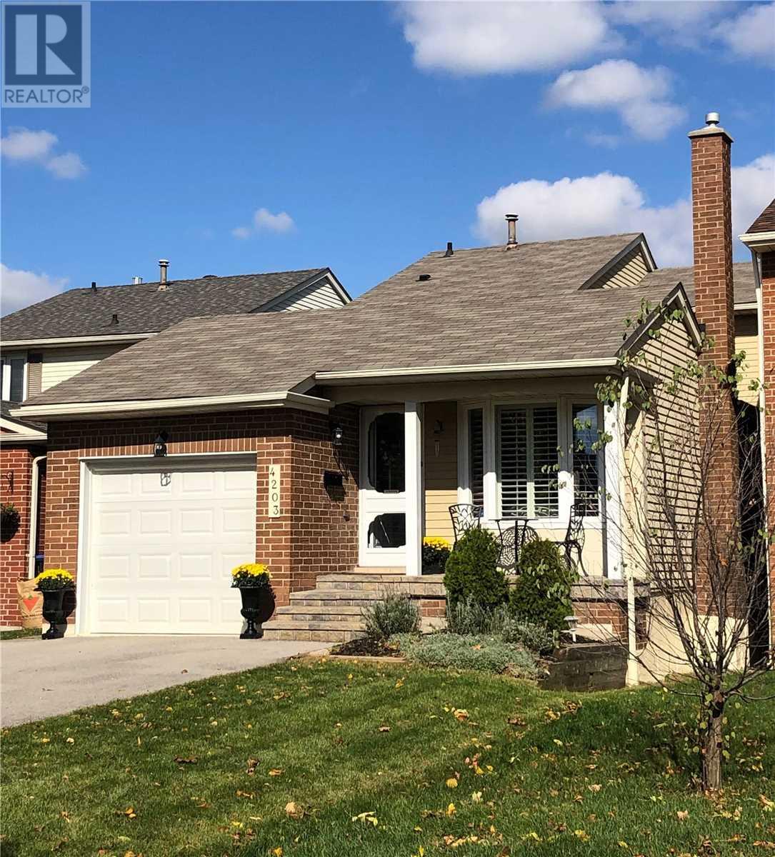 4203 Stonemason Cres, Mississauga, Ontario  L5L 2Z6 - Photo 1 - W4604859