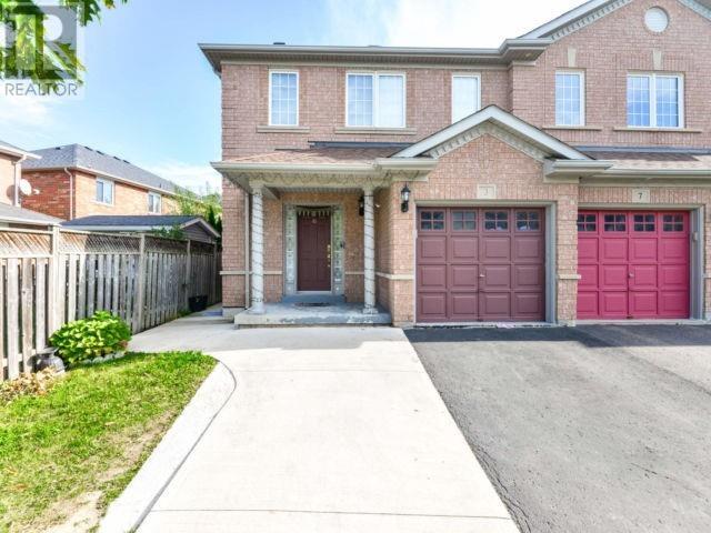 3 ASHMERE RD, brampton, Ontario