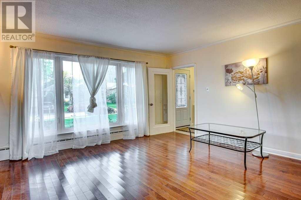 44 Marchington Circ, Toronto, Ontario  M1R 3M7 - Photo 2 - E4604946