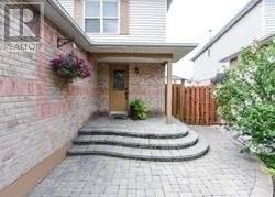 22 Wallingford Crt, Brampton, Ontario  L6Y 4V7 - Photo 3 - W4605229