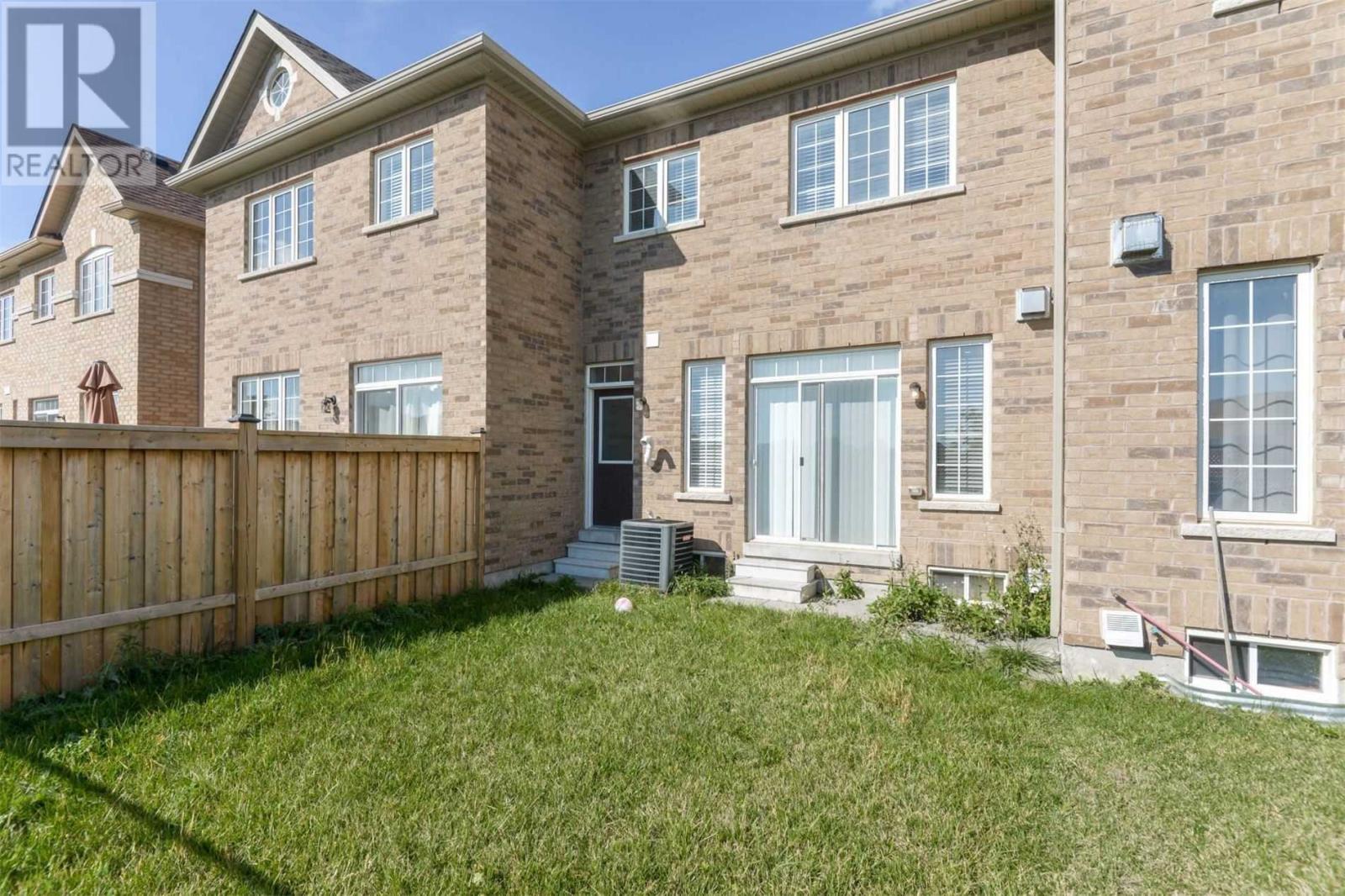 37 Dufay Rd, Brampton, Ontario  L7A 4A2 - Photo 19 - W4605383