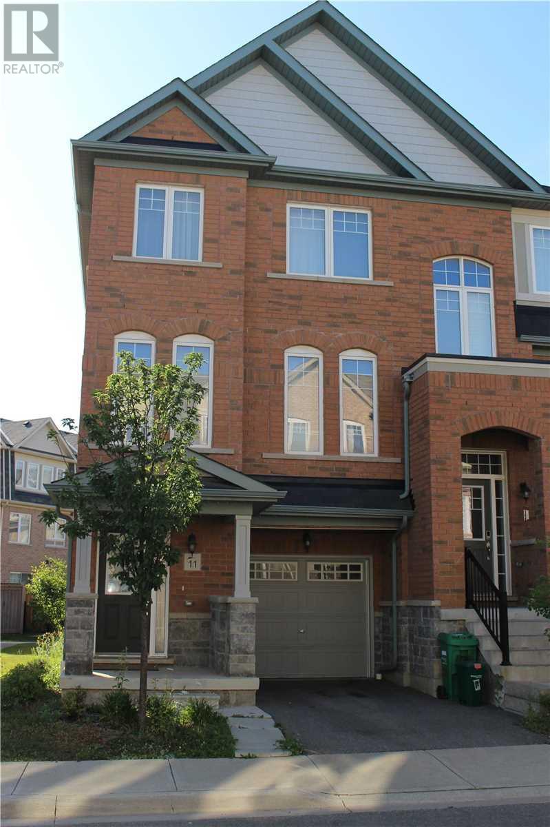 11 MAGDALENE CRES, brampton, Ontario