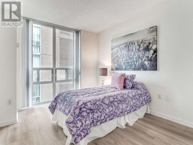 #1112 -11 Michael Power Pl, Toronto, Ontario  M9A 5G3 - Photo 14 - W4605680