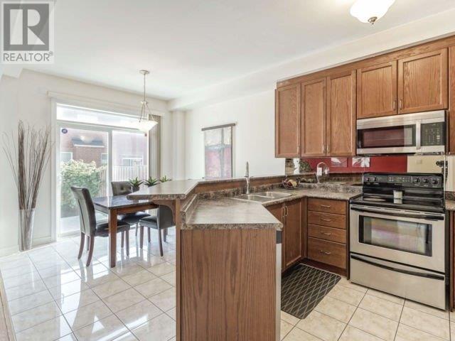 17 Crystalcrest Terr, Brampton, Ontario  L6R 0G1 - Photo 10 - W4606020