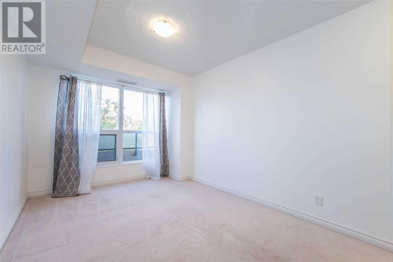 #306 -18 Harding Blvd, Richmond Hill, Ontario  L4C 1S6 - Photo 14 - N4606290