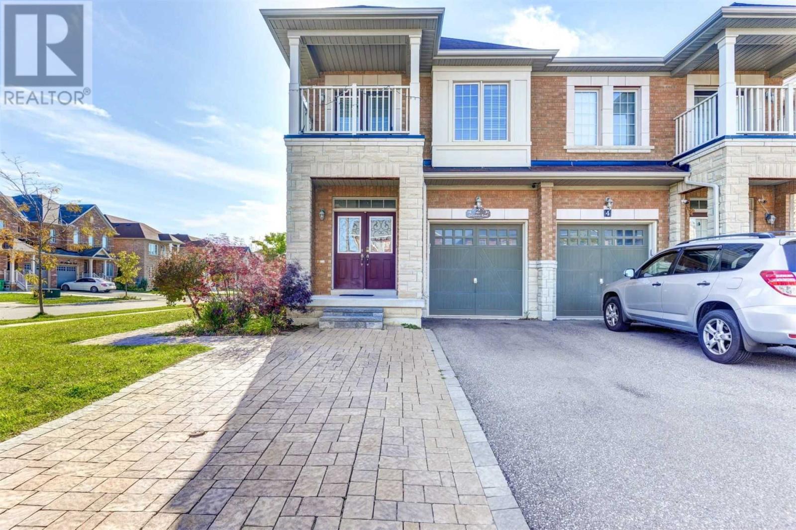 2 GOLDSBORO  RD, brampton, Ontario