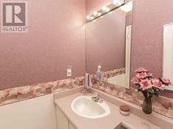 21 Tamarack Circ, Toronto, Ontario  M9P 3T9 - Photo 17 - W4606908