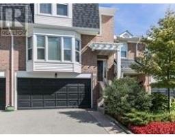 21 TAMARACK CIRC, toronto, Ontario