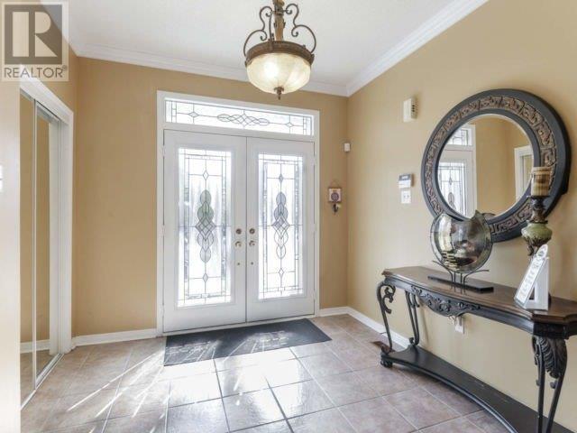 84 Maddybeth Cres, Brampton, Ontario  L6Y 5R6 - Photo 2 - W4607234