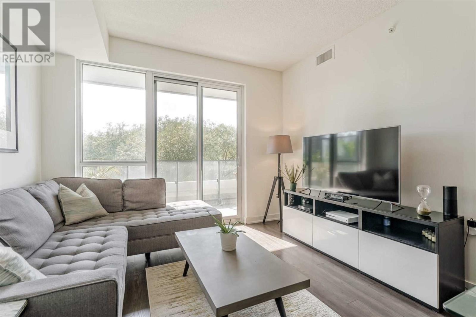 #407 -10 Park Lawn Rd, Toronto, Ontario  M8Y 3H8 - Photo 2 - W4607854