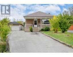 52 DORKING CRES, toronto, Ontario