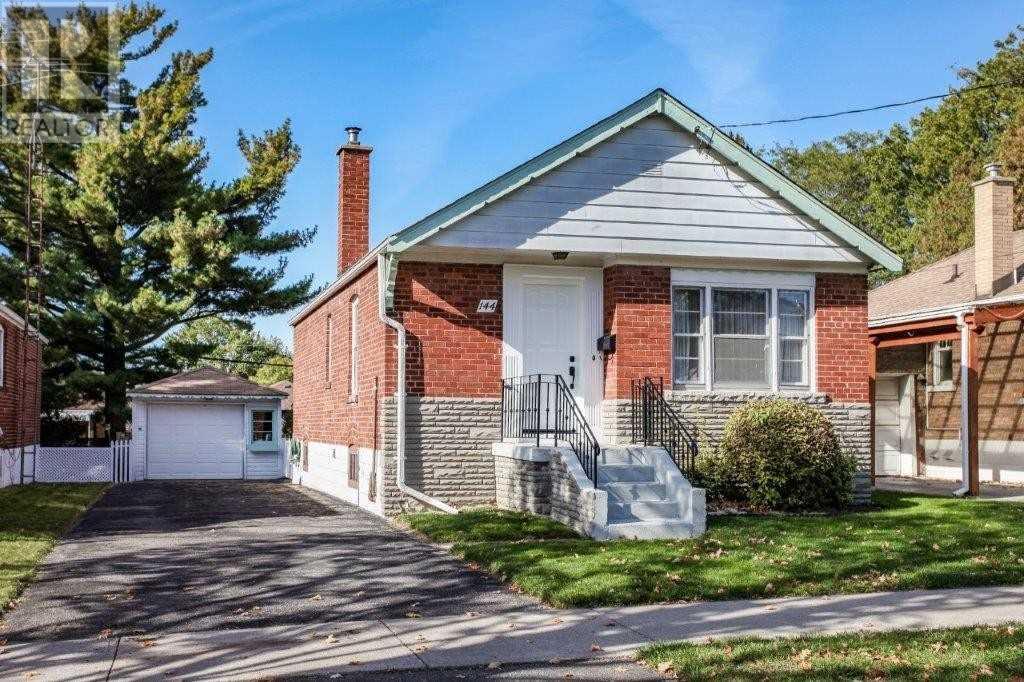 144 Presley Ave, Toronto, Ontario  M1L 3R1 - Photo 1 - E4608372