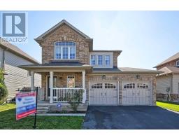 25 CARNESS CRES, georgina, Ontario