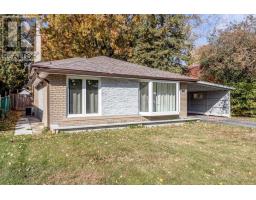 38 AURORA HEIGHTS DR, aurora, Ontario