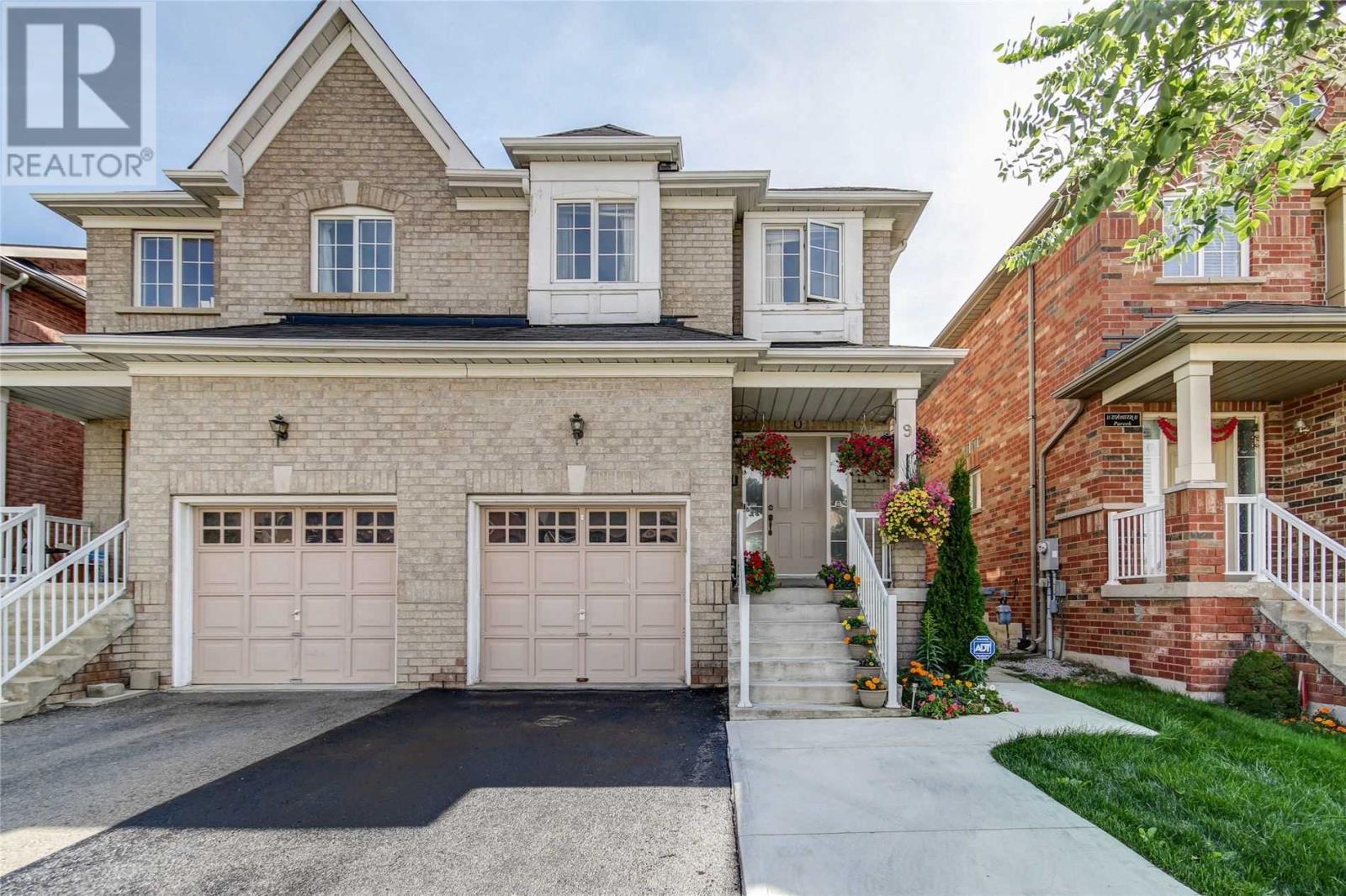 9 ROTUNDA ST, brampton, Ontario