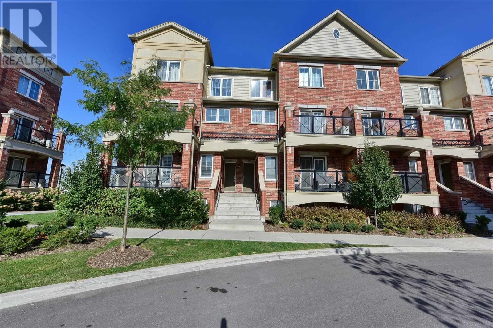 #26 -2484 Post Rd, Oakville, Ontario  L6H 0K1 - Photo 1 - W4608179