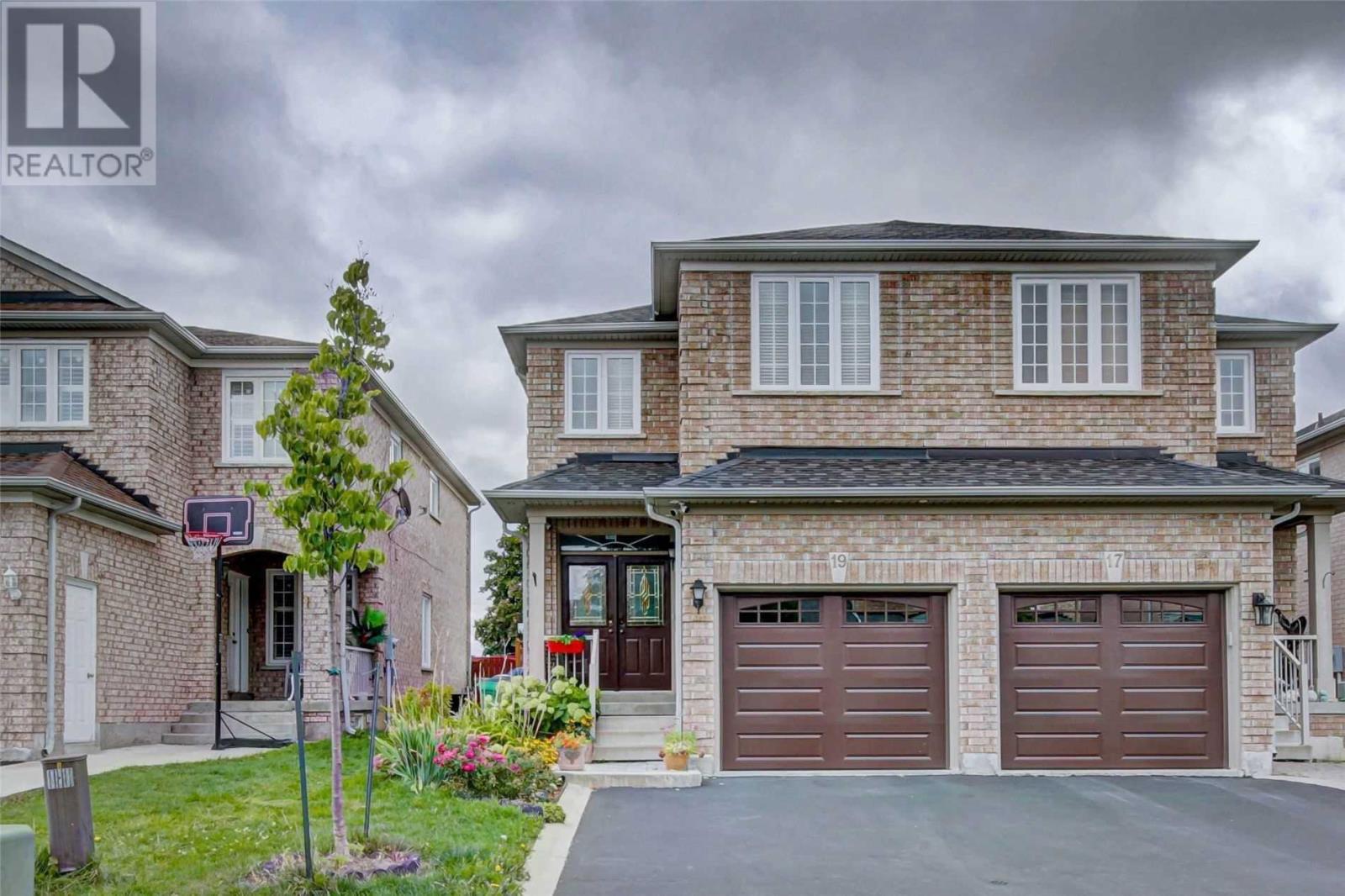 19 MORNINGMIST ST, brampton, Ontario