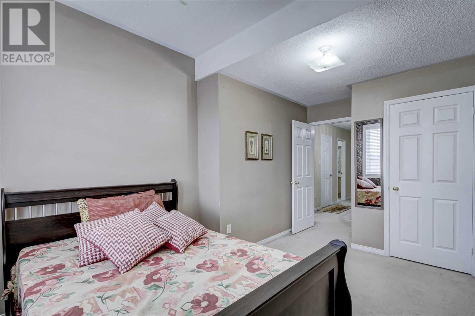 19 Morningmist St, Brampton, Ontario  L6R 2A5 - Photo 13 - W4608534