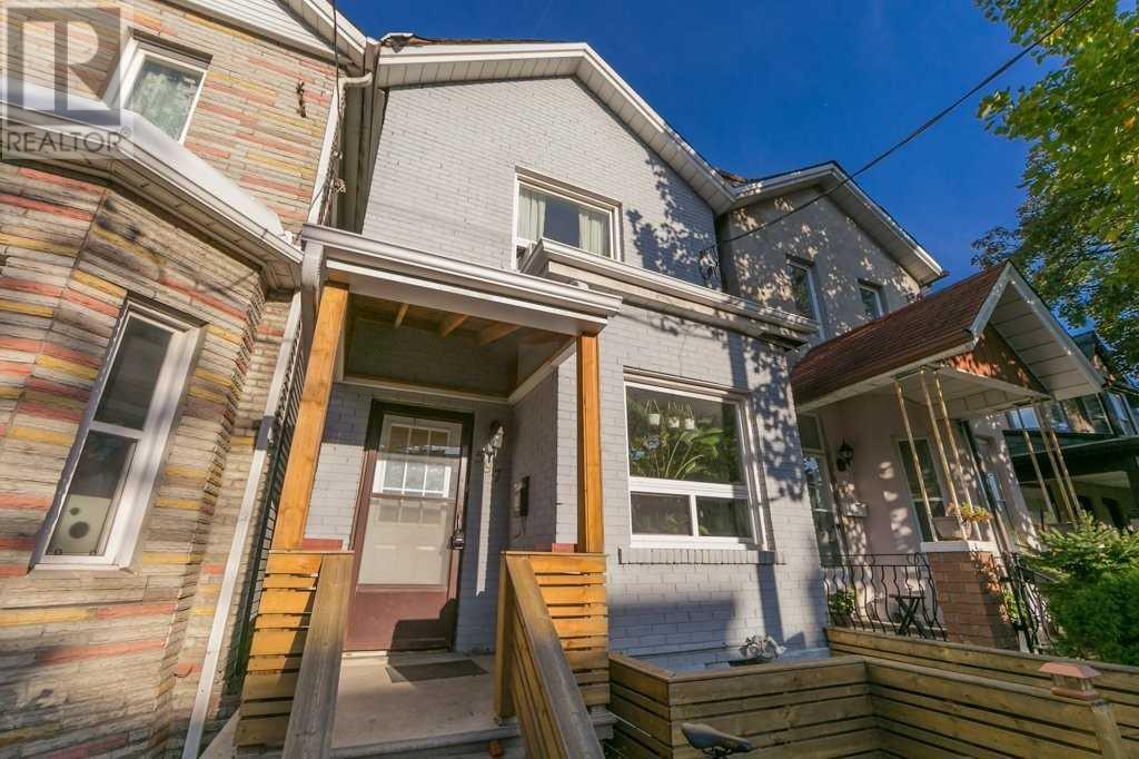 597 Lansdowne Ave, Toronto, Ontario  M6H 3Y2 - Photo 1 - C4609068