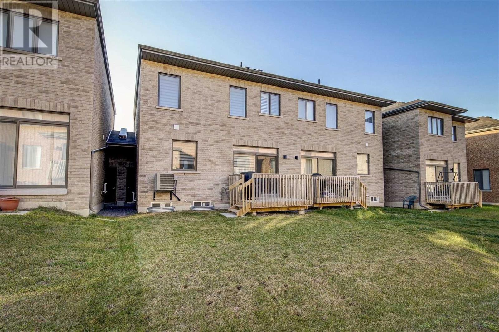 114 Vanier St, Whitby, Ontario  L1R 3H4 - Photo 15 - E4609461