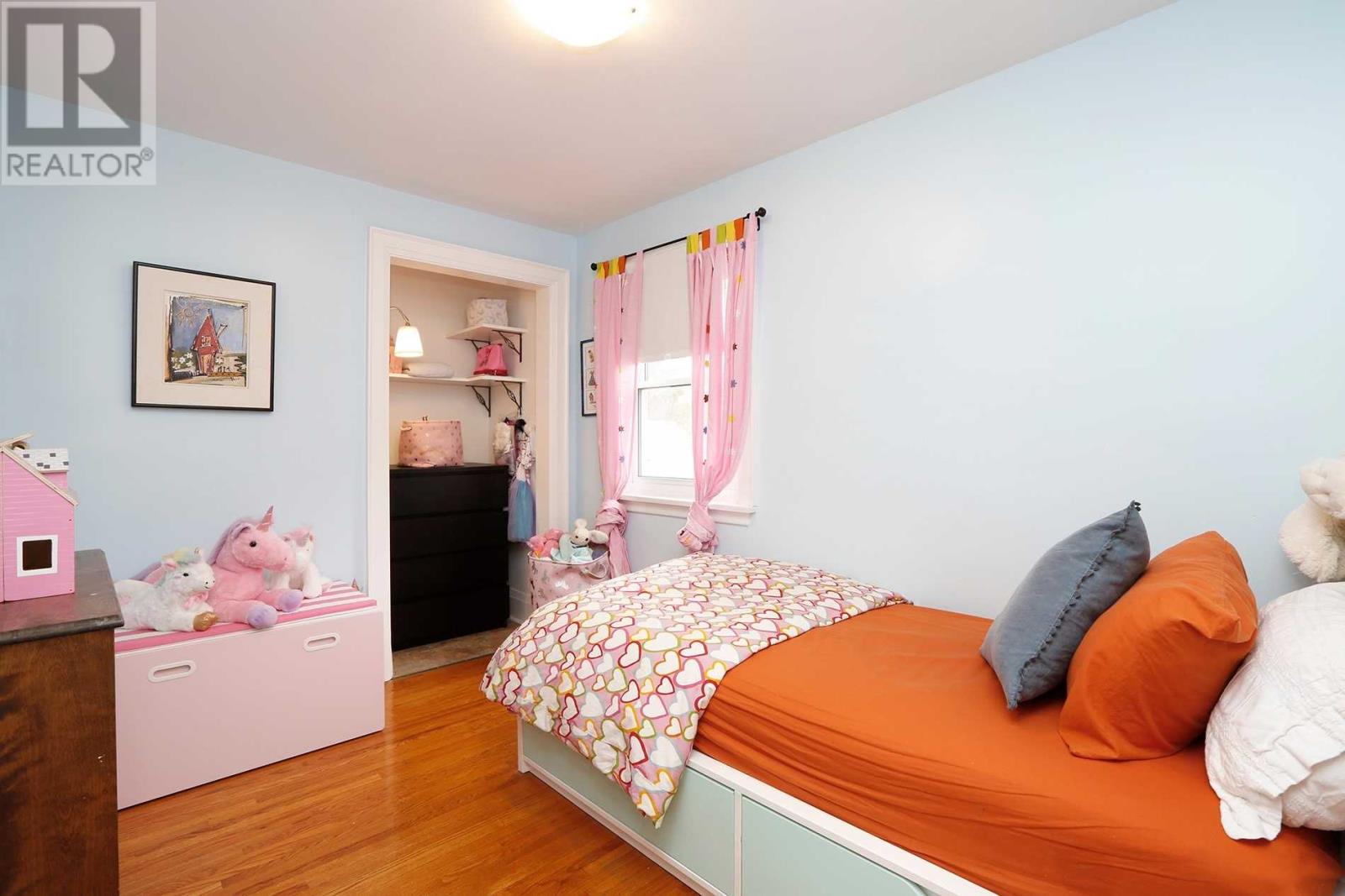 201 Randall Cres, Toronto, Ontario  M1M 3J9 - Photo 11 - E4609494