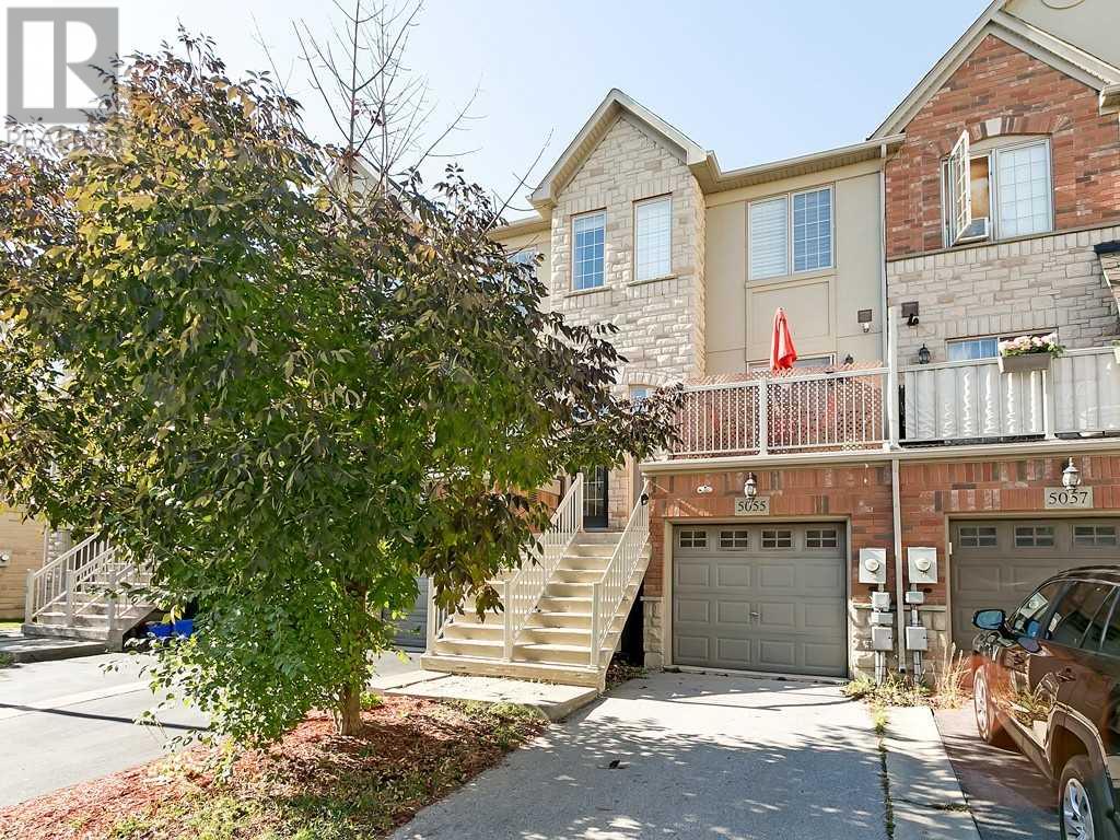 5055 Bidwell Common Cres S, Burlington, Ontario  L7L 0B4 - Photo 1 - W4609249