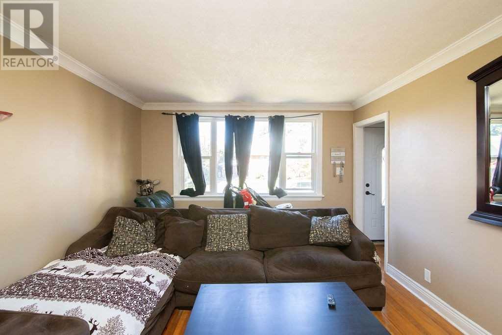 245 East 22nd St, Hamilton, Ontario  L8V 2V8 - Photo 12 - X4609351