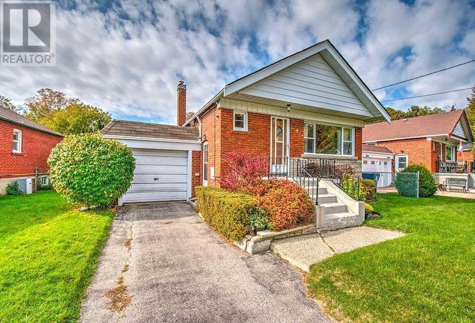 4 Birchlawn Ave, Toronto, Ontario  M1N 1H9 - Photo 1 - E4609641