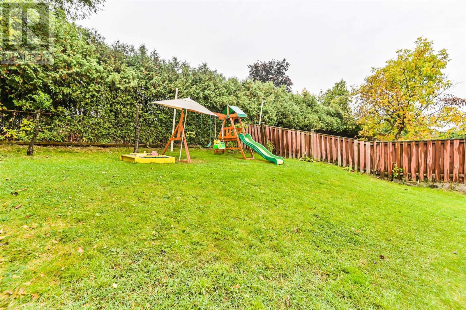 11 Shendale Dr, Toronto, Ontario  M9W 2B1 - Photo 13 - W4609623