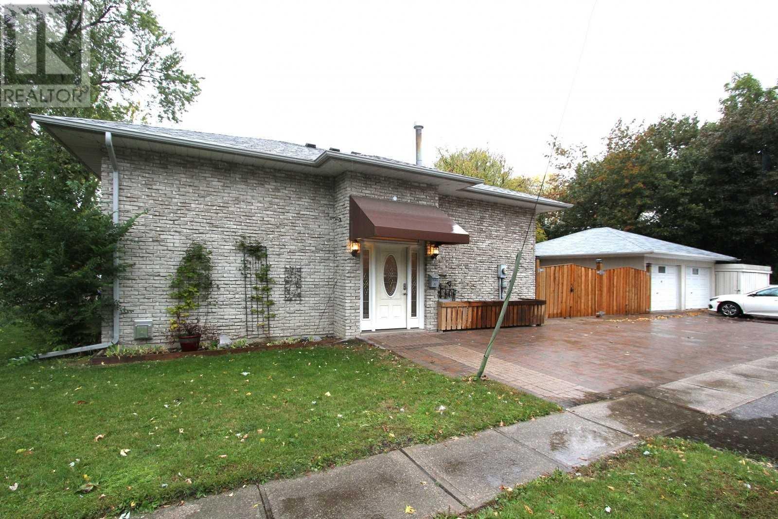 71 KING ST, halton hills, Ontario