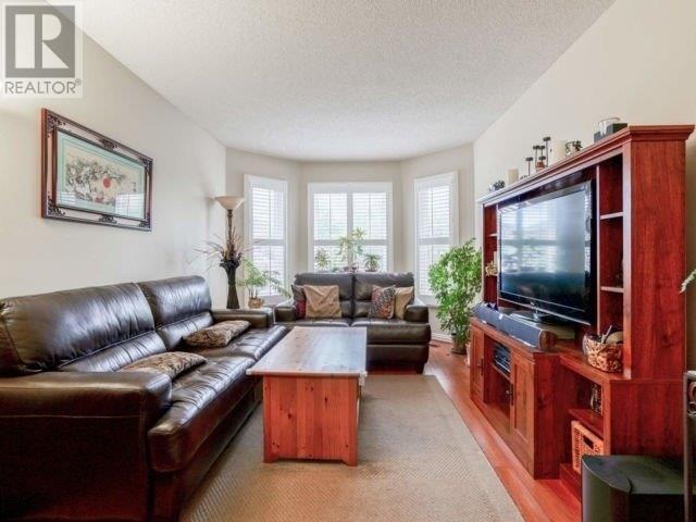 4688 Penhallow Rd, Mississauga, Ontario  L5V 1G2 - Photo 2 - W4610103