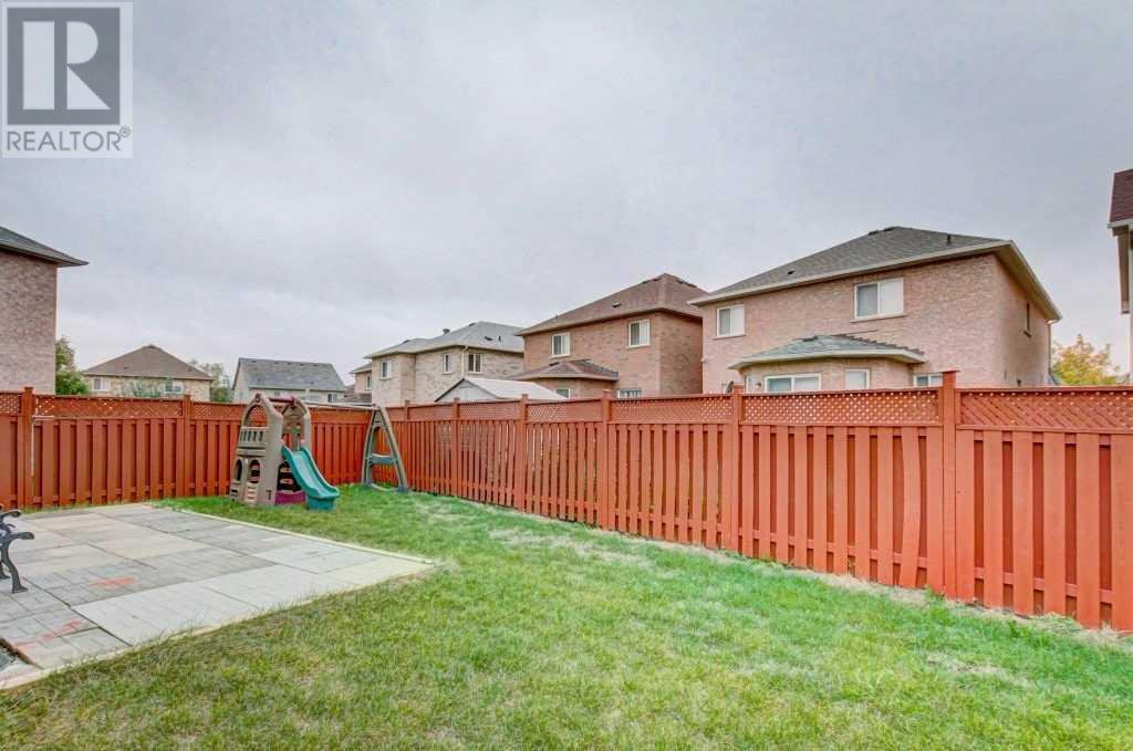 20 Slessor Lane, Brampton, Ontario  L6P 1L8 - Photo 20 - W4610582