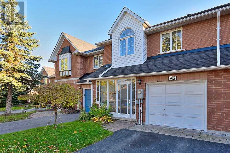 92 ROYAL CHAPIN CRES, richmond hill, Ontario